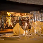 Valdotain Hotel 3*