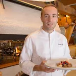 Отель Valdotain 3*