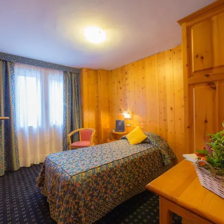 Valdotain 3*