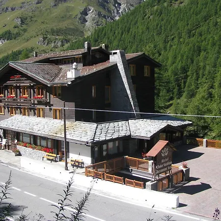 Valdotain Hotel